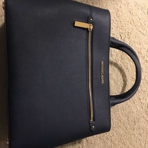 *SOLD Michael Kors “Hailee” Satchel